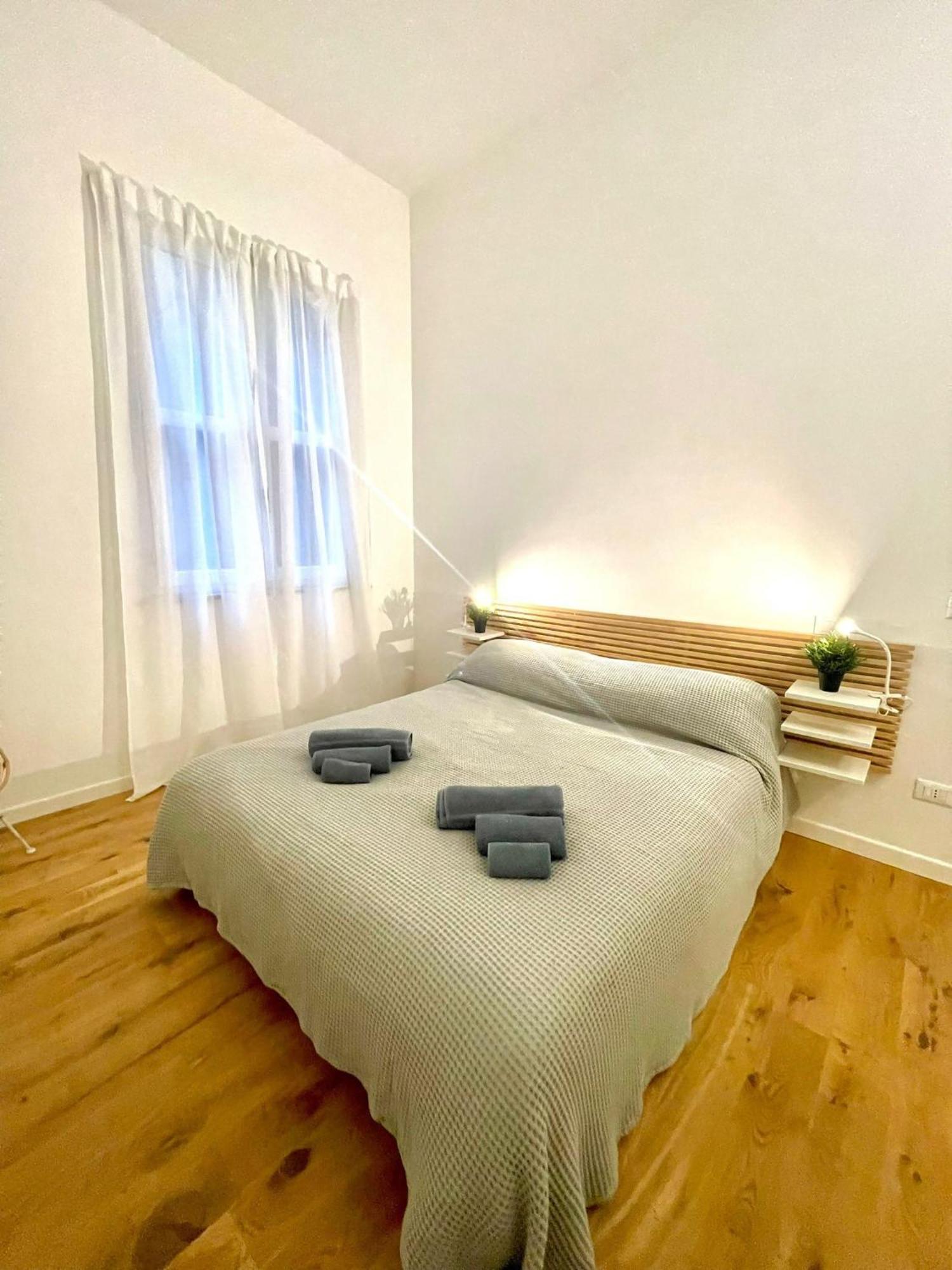 I Marmi New Royal Design Apartment Ліворно Екстер'єр фото